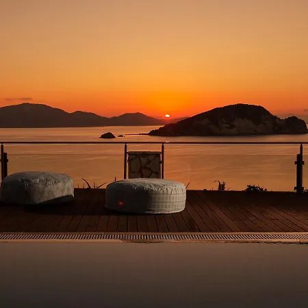 Serenus Luxury Villa *